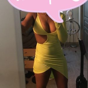 Pretty little thing dress